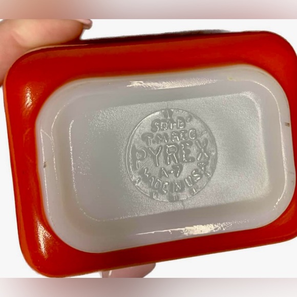 Vintage Pyrex Glass Refrigerator Dish Primary Red #501B NO LID - Picture 5 of 5